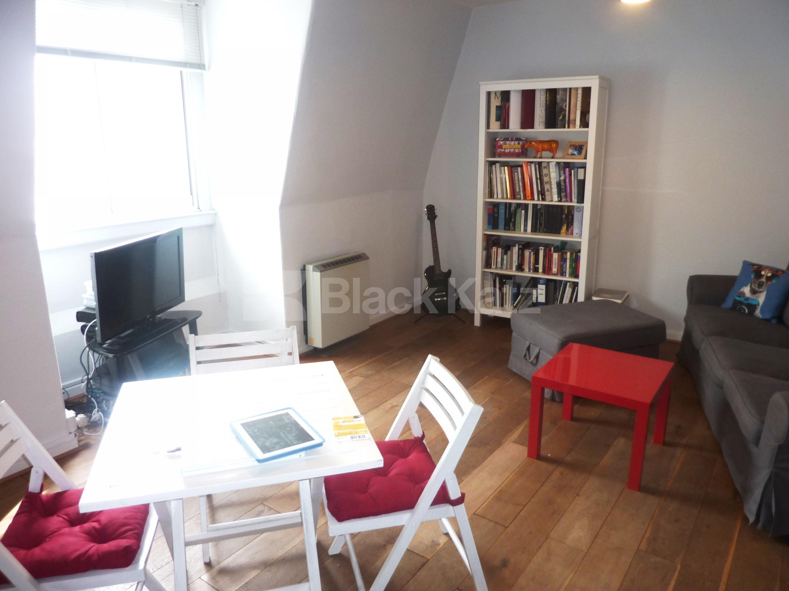 			LOCATION LOCATION LOCATION!!!, 1 Bedroom, 1 bath, 1 reception Flat			 Oxford Street, SOHO W1D